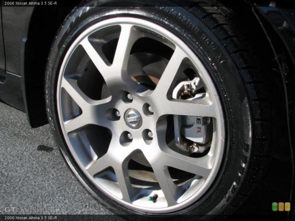 2006 Nissan Altima 3.5 SE-R Wheel and Tire Photo #39850194