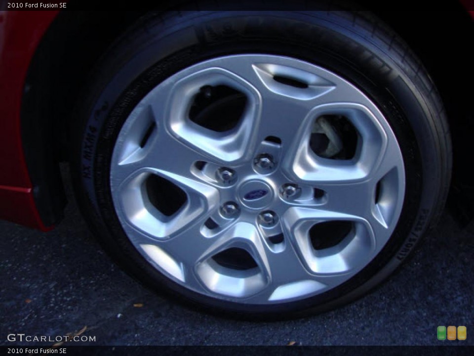 2010 Ford Fusion SE Wheel and Tire Photo #39862239