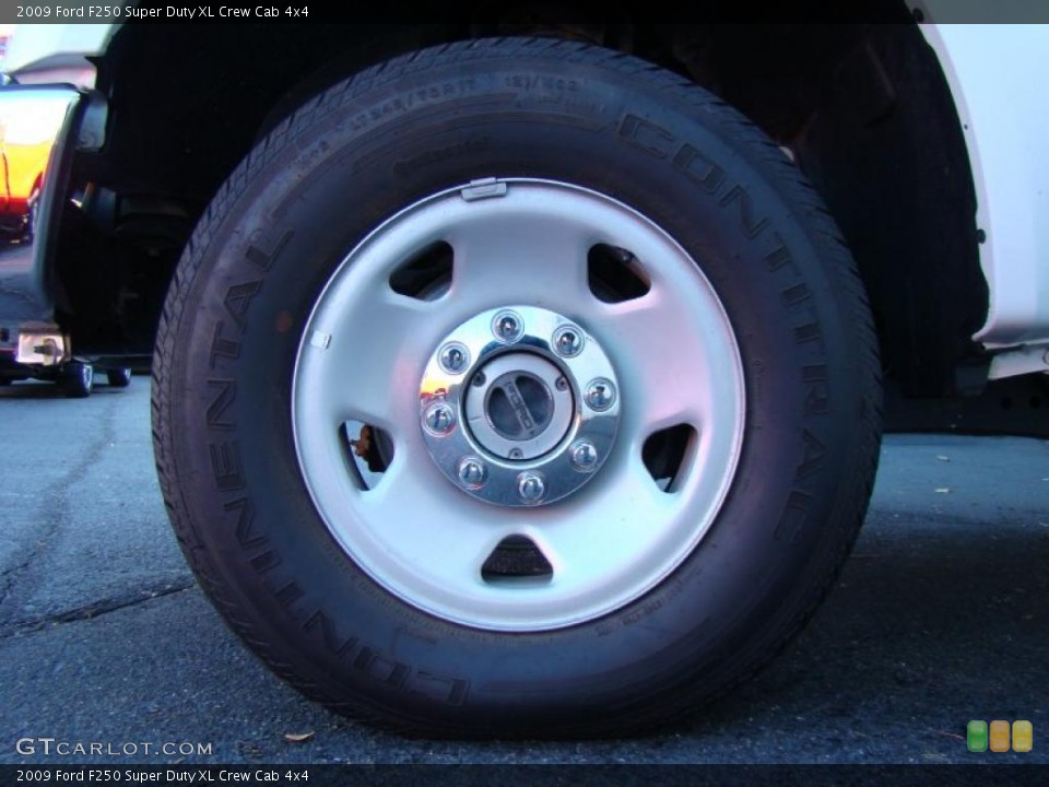 2009 Ford F250 Super Duty XL Crew Cab 4x4 Wheel and Tire Photo #39869723
