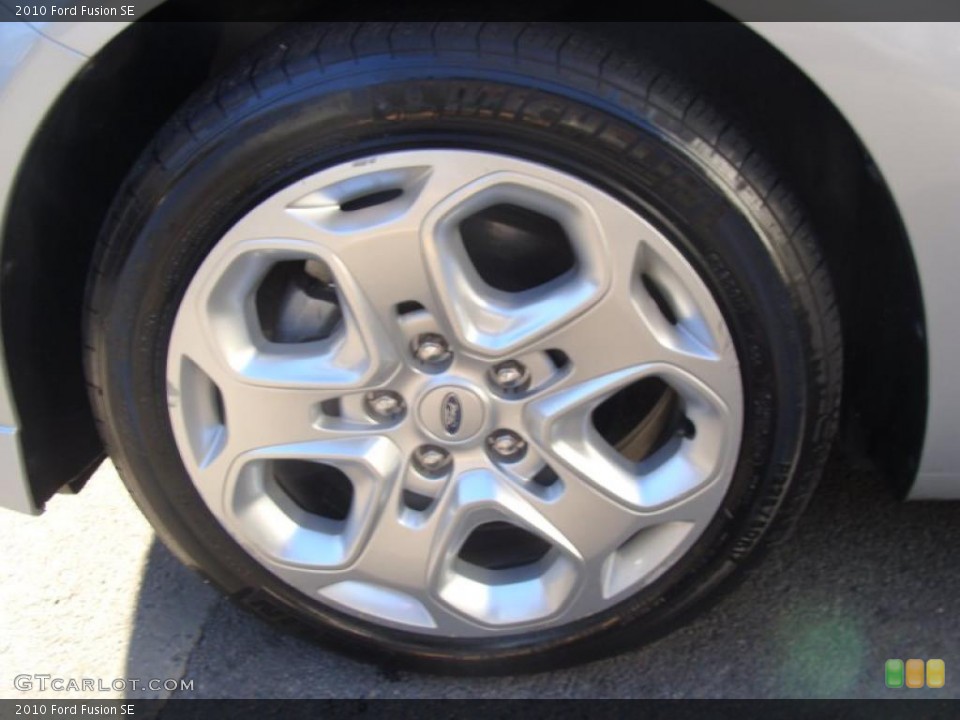 2010 Ford Fusion SE Wheel and Tire Photo #39870347