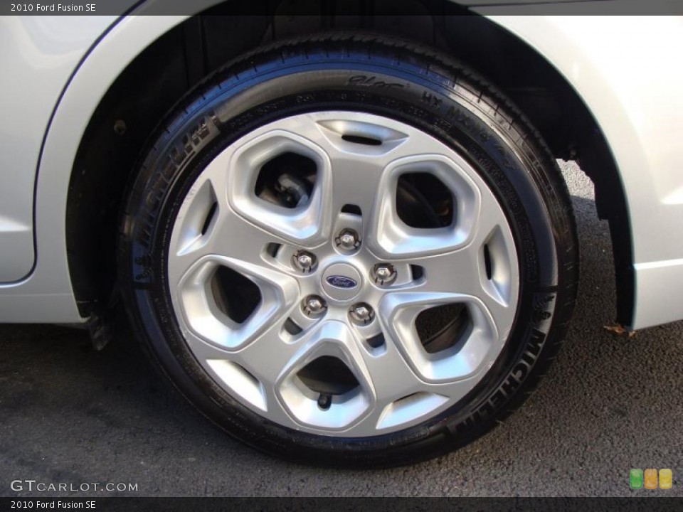 2010 Ford Fusion SE Wheel and Tire Photo #39870359