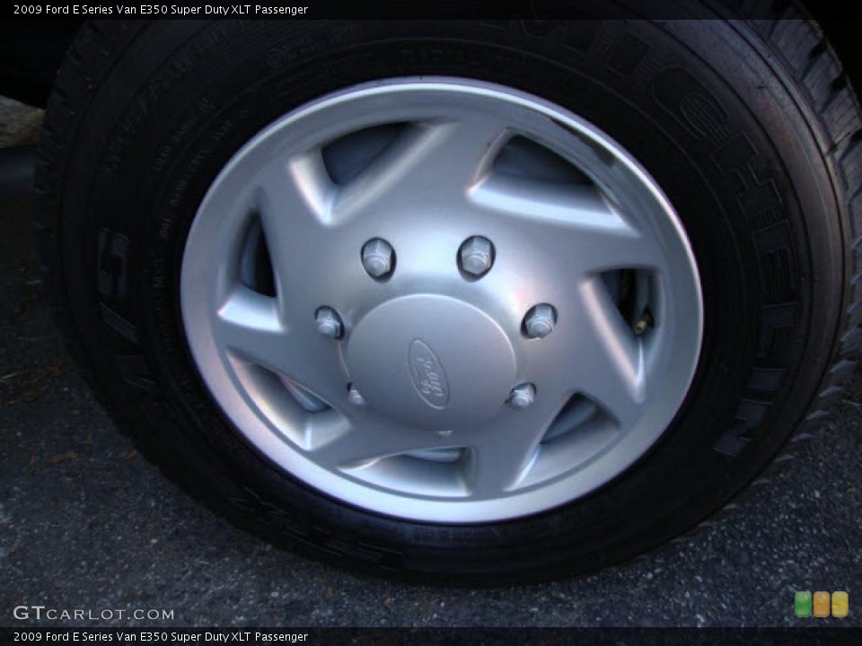 2009 Ford E Series Van E350 Super Duty XLT Passenger Wheel and Tire Photo #39872031
