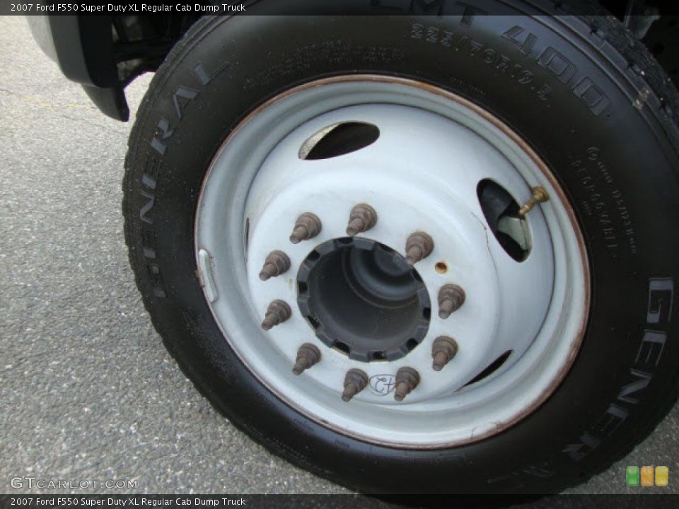 2007 Ford F550 Super Duty XL Regular Cab Dump Truck Wheel and Tire Photo #39872155