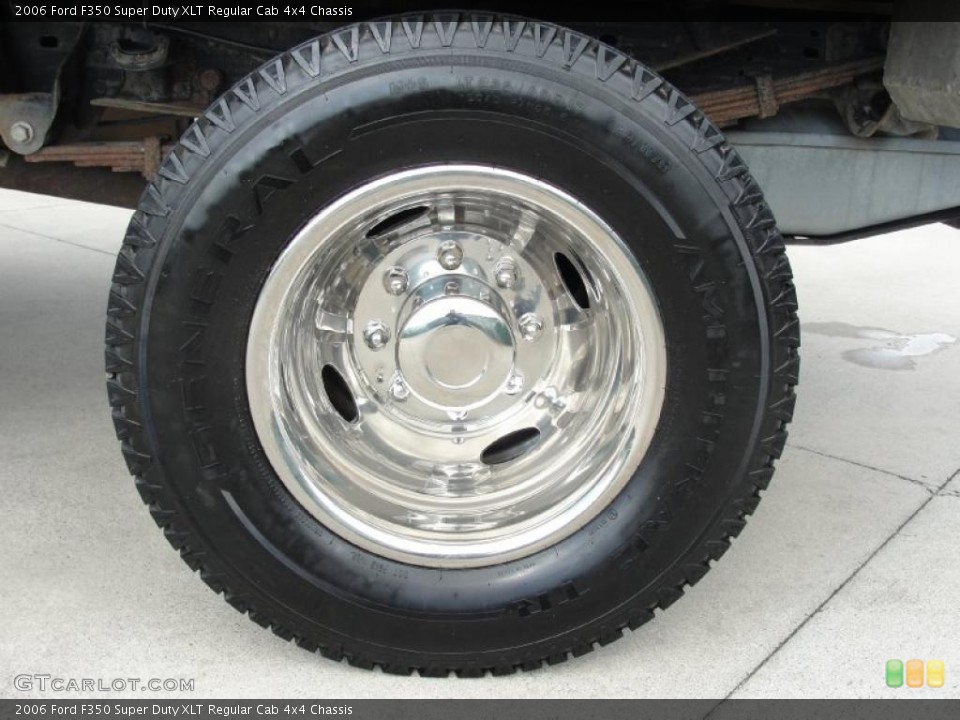 2006 Ford F350 Super Duty XLT Regular Cab 4x4 Chassis Wheel and Tire Photo #39873800