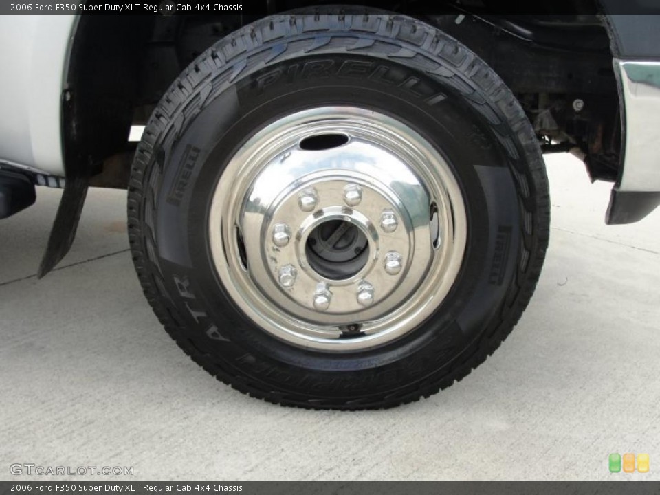 2006 Ford F350 Super Duty XLT Regular Cab 4x4 Chassis Wheel and Tire Photo #39873816