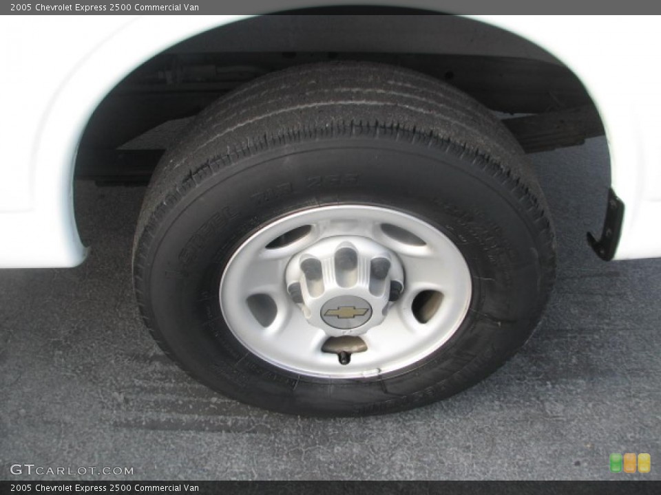 2005 Chevrolet Express 2500 Commercial Van Wheel and Tire Photo #39878131