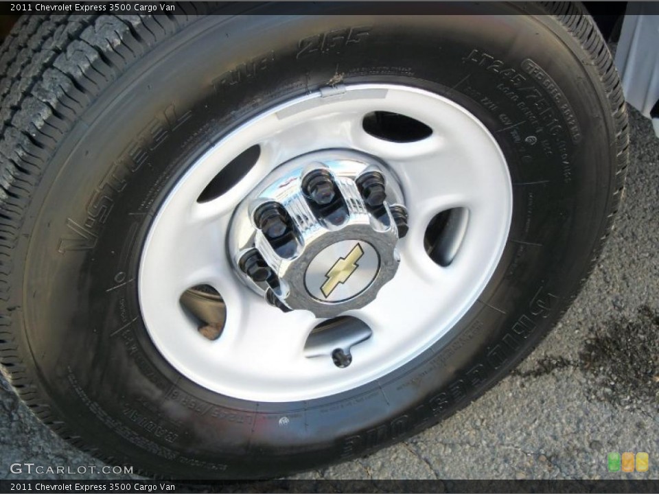 2011 Chevrolet Express 3500 Cargo Van Wheel and Tire Photo #39907163