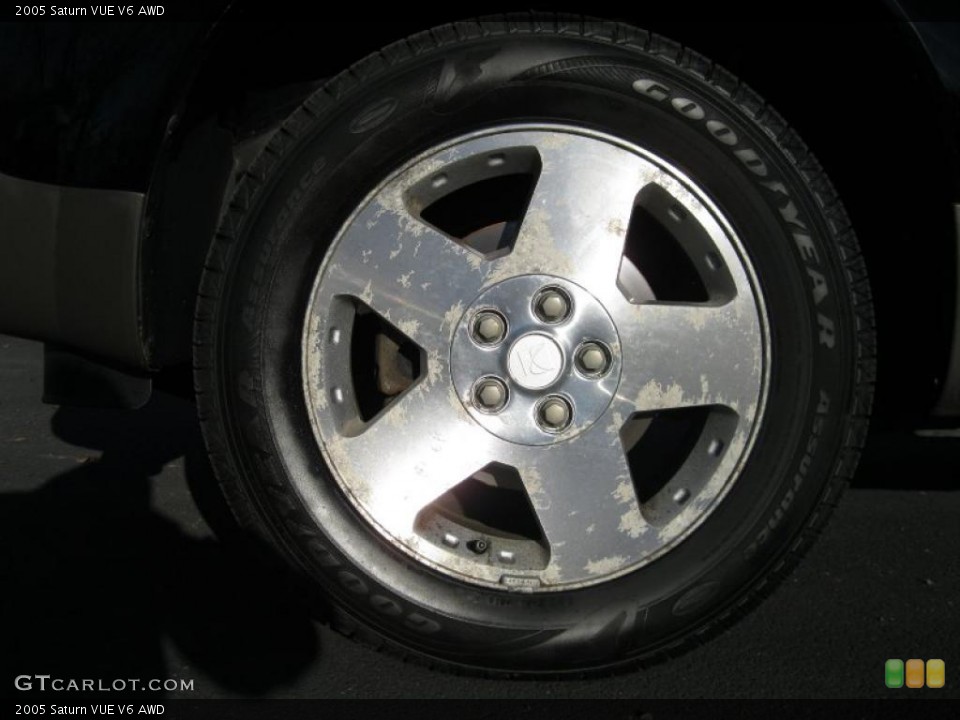2005 Saturn VUE V6 AWD Wheel and Tire Photo #39908351