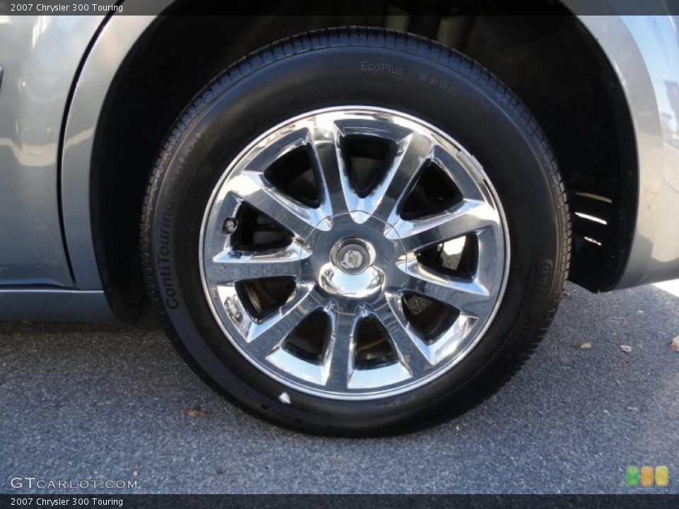 2007 Chrysler 300 Touring Wheel and Tire Photo #39914027