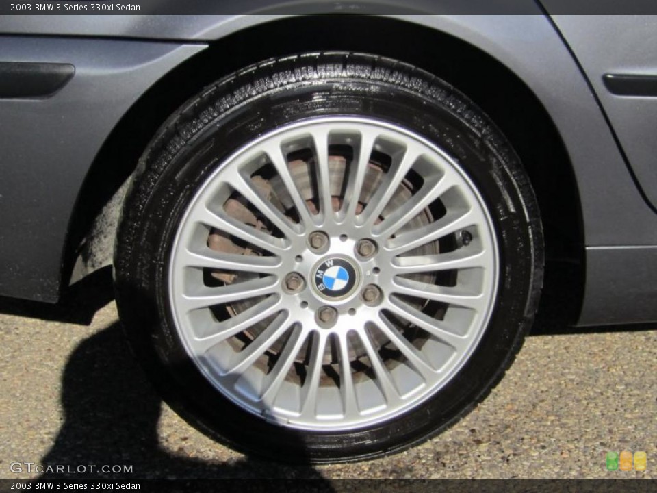 2003 BMW 3 Series 330xi Sedan Wheel and Tire Photo #39922787