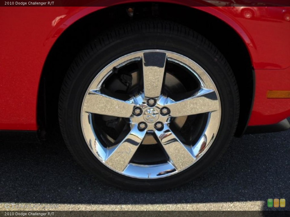 2010 Dodge Challenger R/T Wheel and Tire Photo #39927600