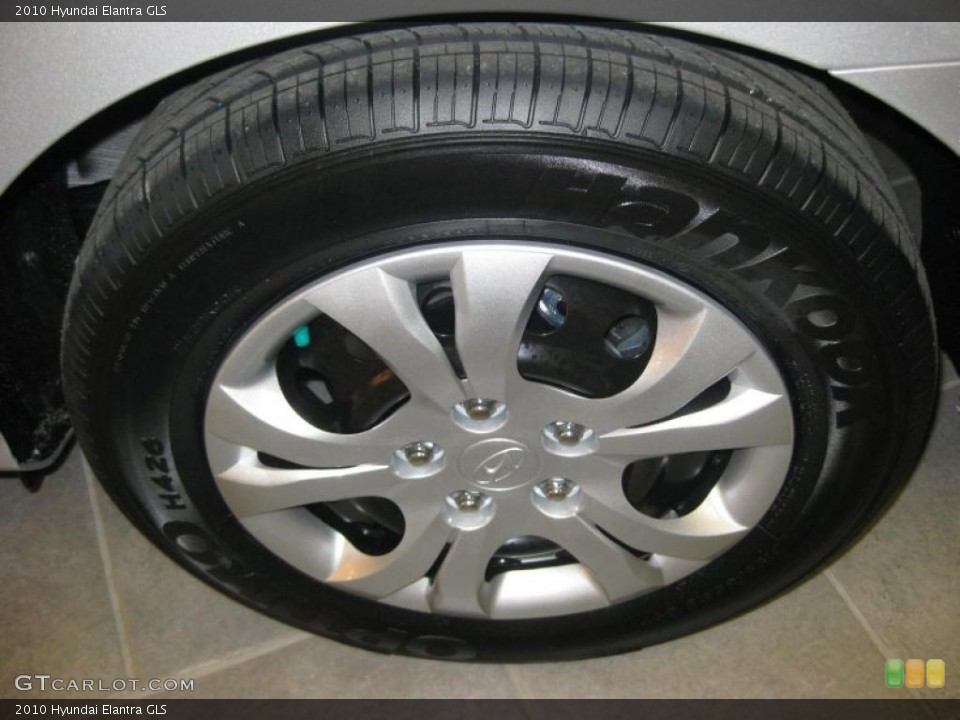 2010 Hyundai Elantra GLS Wheel and Tire Photo #39936364