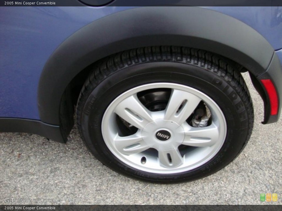 2005 Mini Cooper Convertible Wheel and Tire Photo #39959002