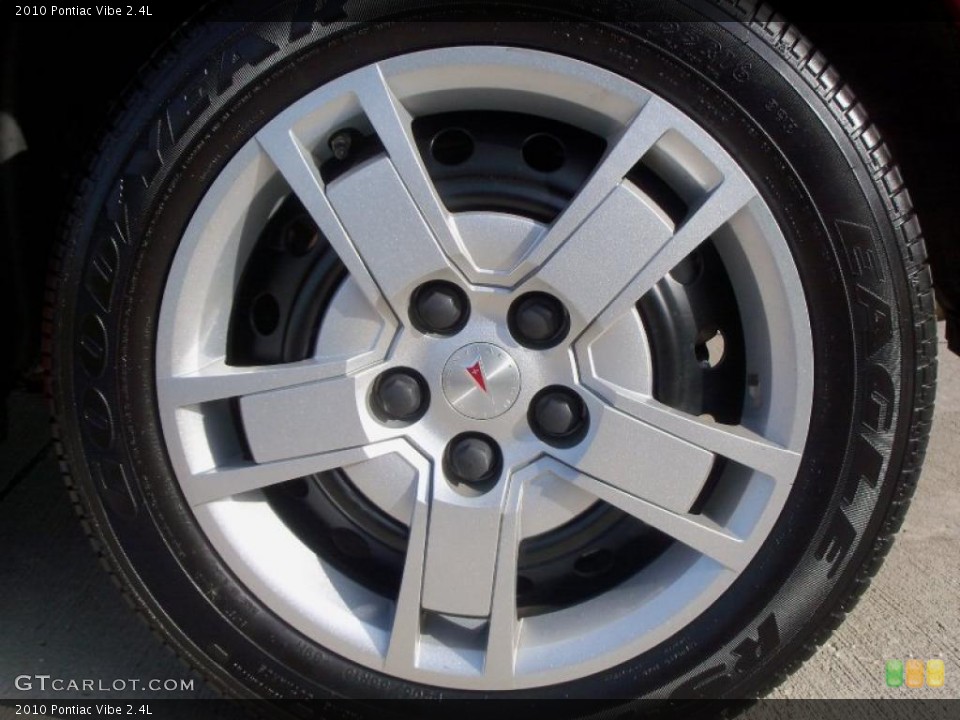 2010 Pontiac Vibe 2.4L Wheel and Tire Photo #39962342