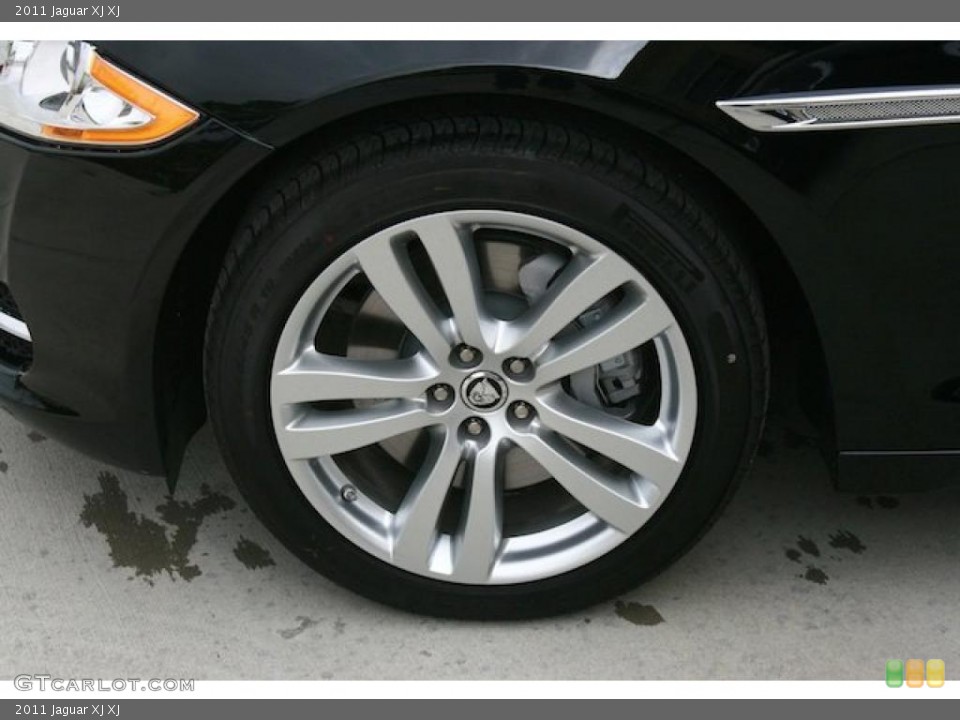 2011 Jaguar XJ XJ Wheel and Tire Photo #39982556