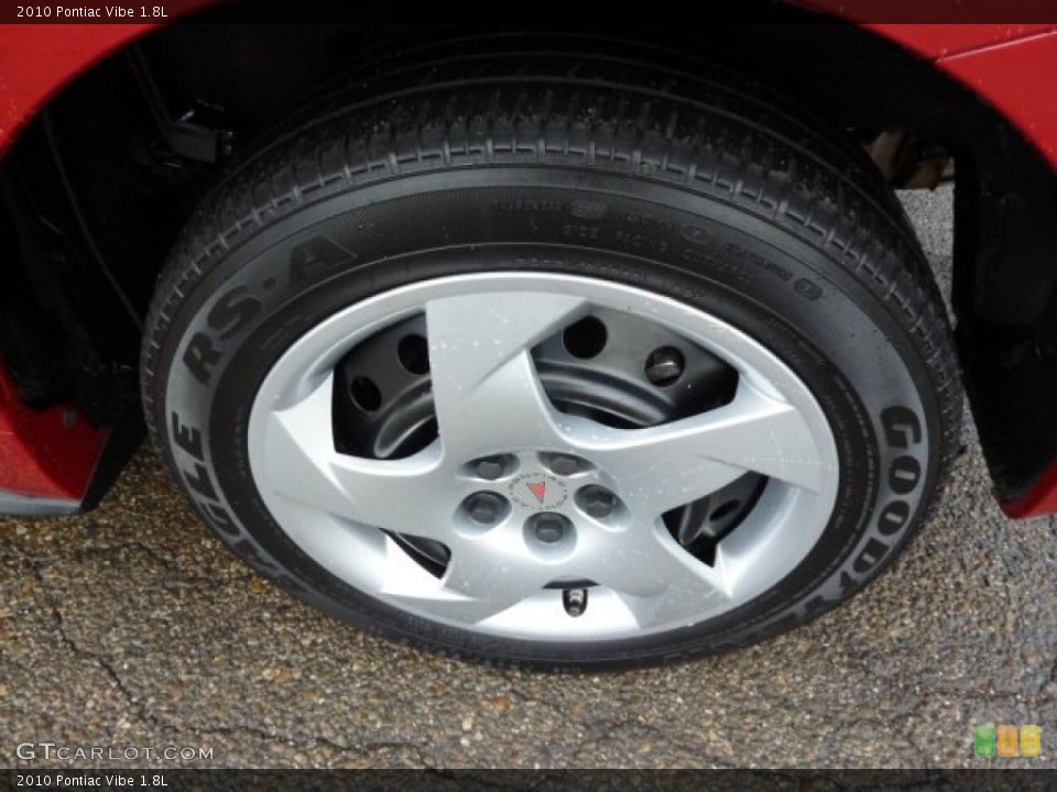 2010 Pontiac Vibe 1.8L Wheel and Tire Photo #40049502