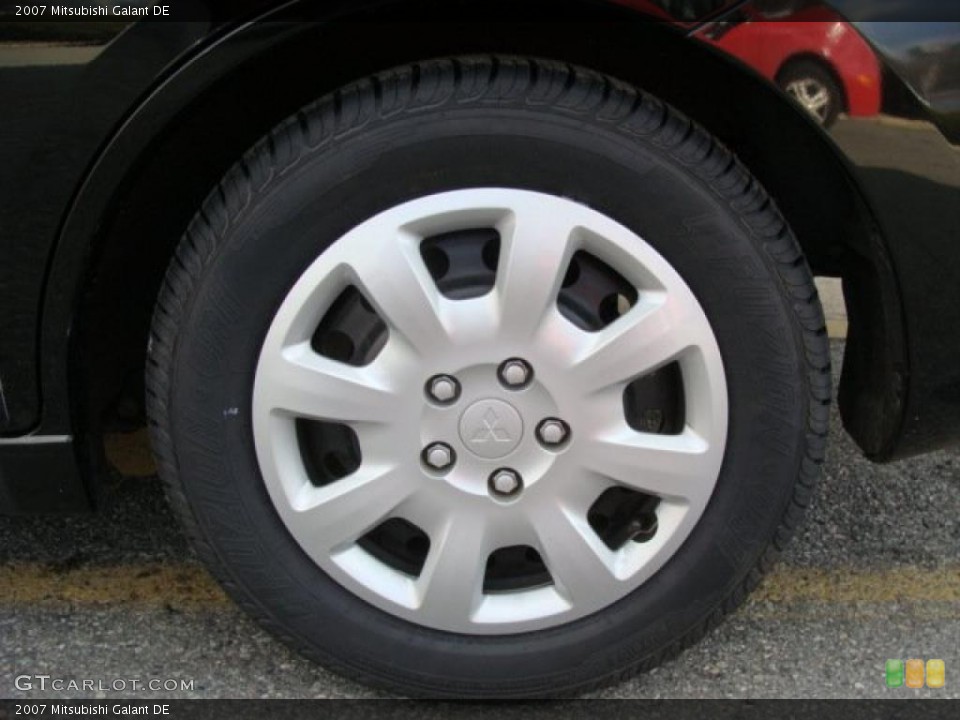 2007 Mitsubishi Galant DE Wheel and Tire Photo #40082175