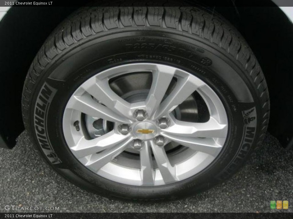 2011 Chevrolet Equinox LT Wheel and Tire Photo #40084531