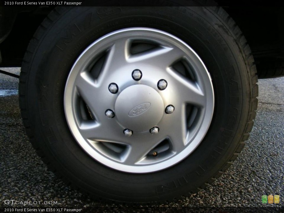 2010 Ford E Series Van E350 XLT Passenger Wheel and Tire Photo #40093563