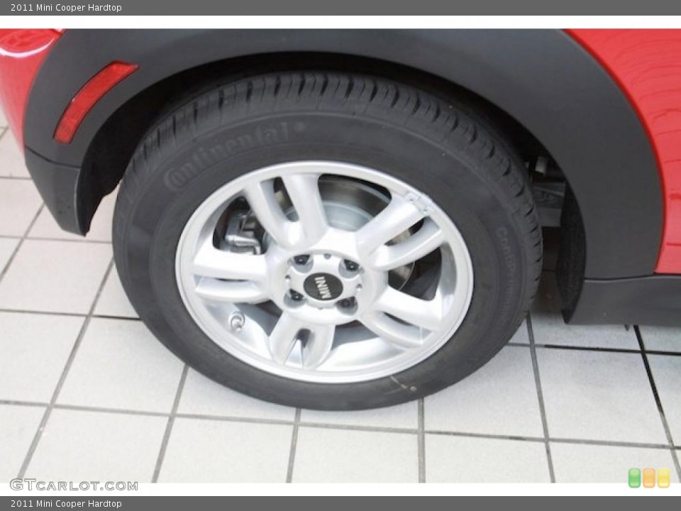 2011 Mini Cooper Hardtop Wheel and Tire Photo #40110255