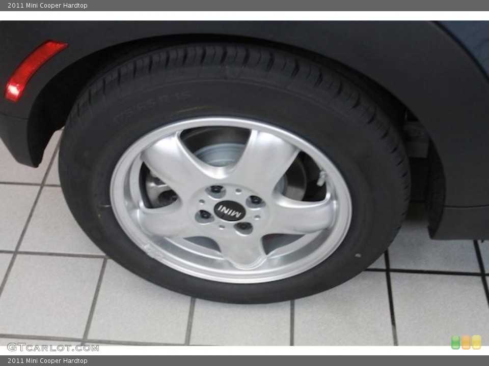 2011 Mini Cooper Hardtop Wheel and Tire Photo #40110839