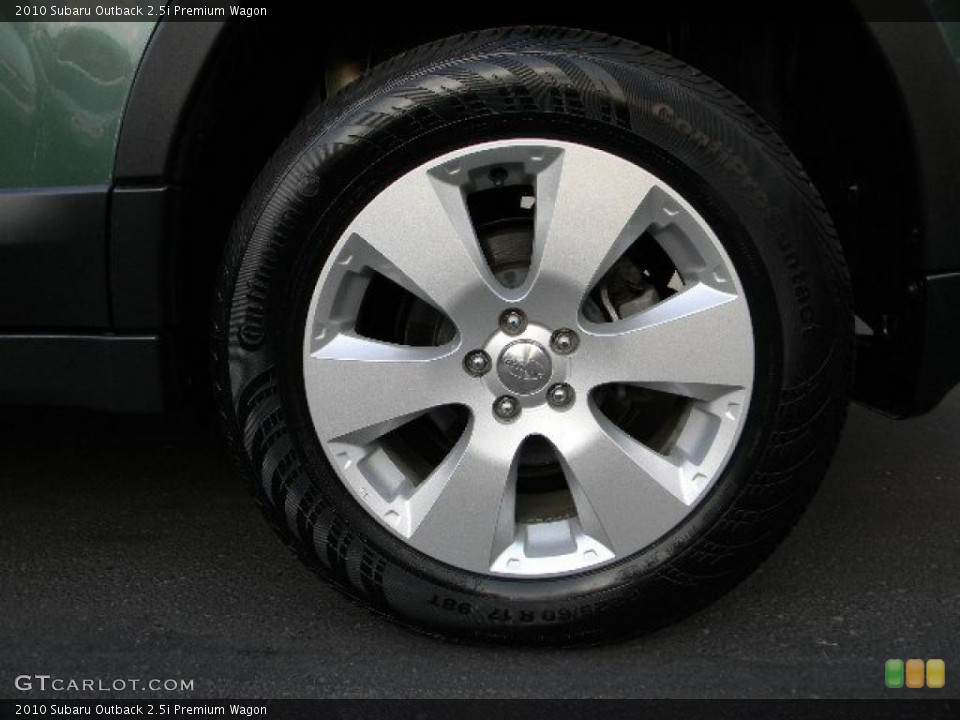 2010 Subaru Outback 2.5i Premium Wagon Wheel and Tire Photo #40129568