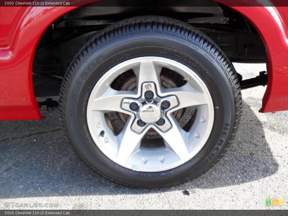 2003 Chevrolet S10 LS Extended Cab Wheel and Tire Photo #40157953