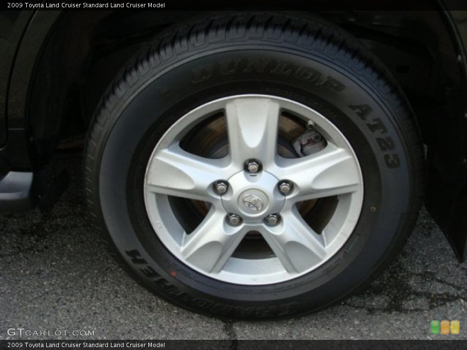 2009 Toyota Land Cruiser  Wheel and Tire Photo #40167677