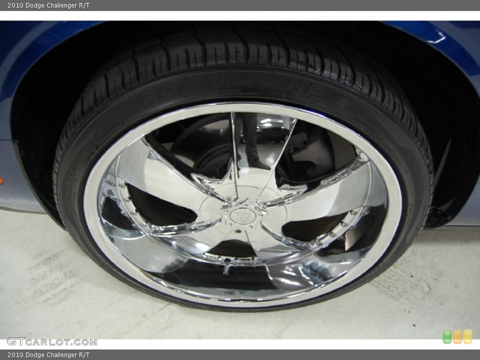 2010 Dodge Challenger Custom Wheel and Tire Photo #40212909
