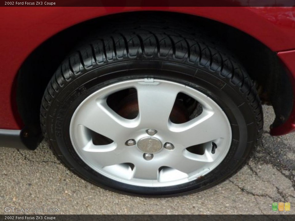 2002 Ford Focus ZX3 Coupe Wheel and Tire Photo #40243618