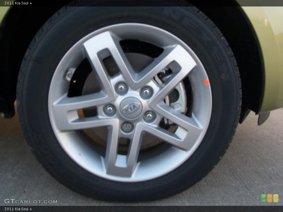 2011 Kia Soul + Wheel and Tire Photo #40307364