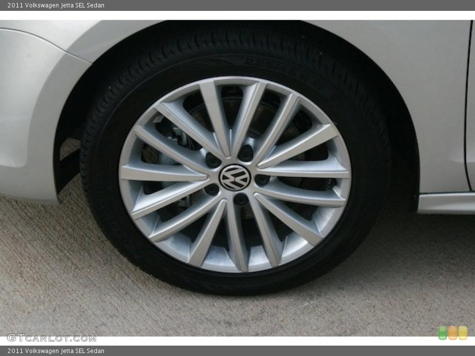 2011 Volkswagen Jetta SEL Sedan Wheel and Tire Photo #40408057
