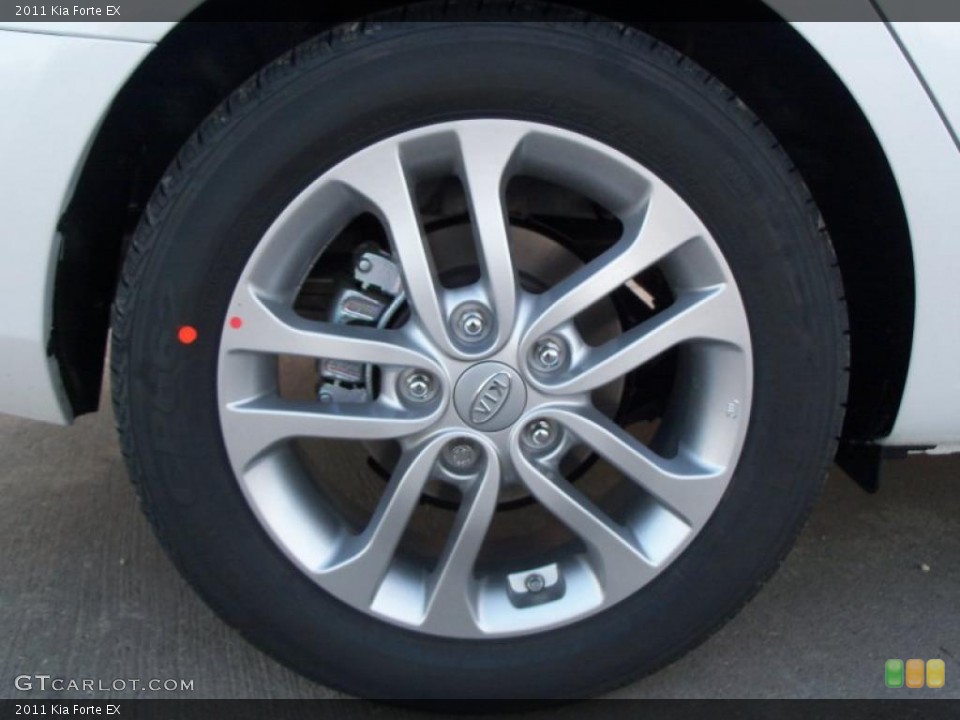 2011 Kia Forte EX Wheel and Tire Photo #40416208