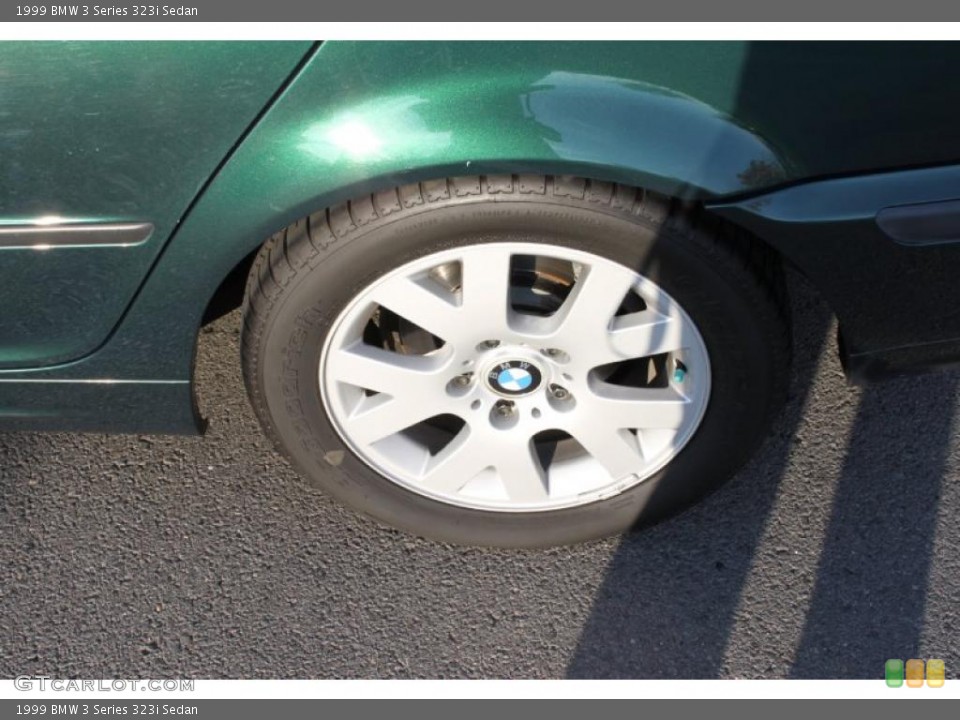 1999 BMW 3 Series 323i Sedan Wheel and Tire Photo #40423492