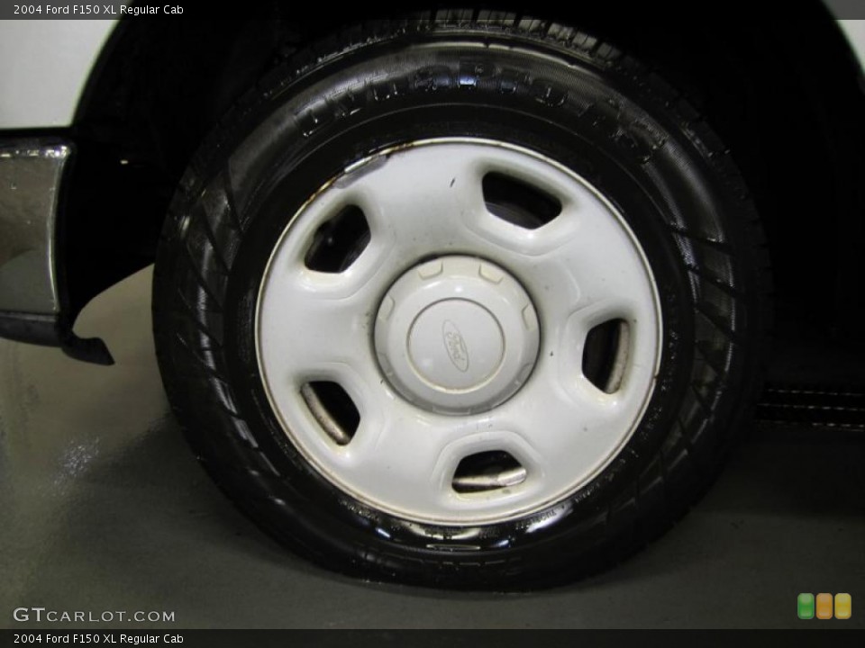 2004 Ford F150 XL Regular Cab Wheel and Tire Photo #40423796