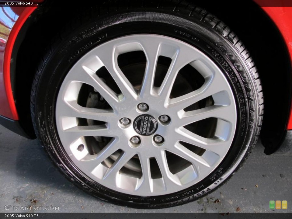 2005 Volvo S40 T5 Wheel and Tire Photo #40424708
