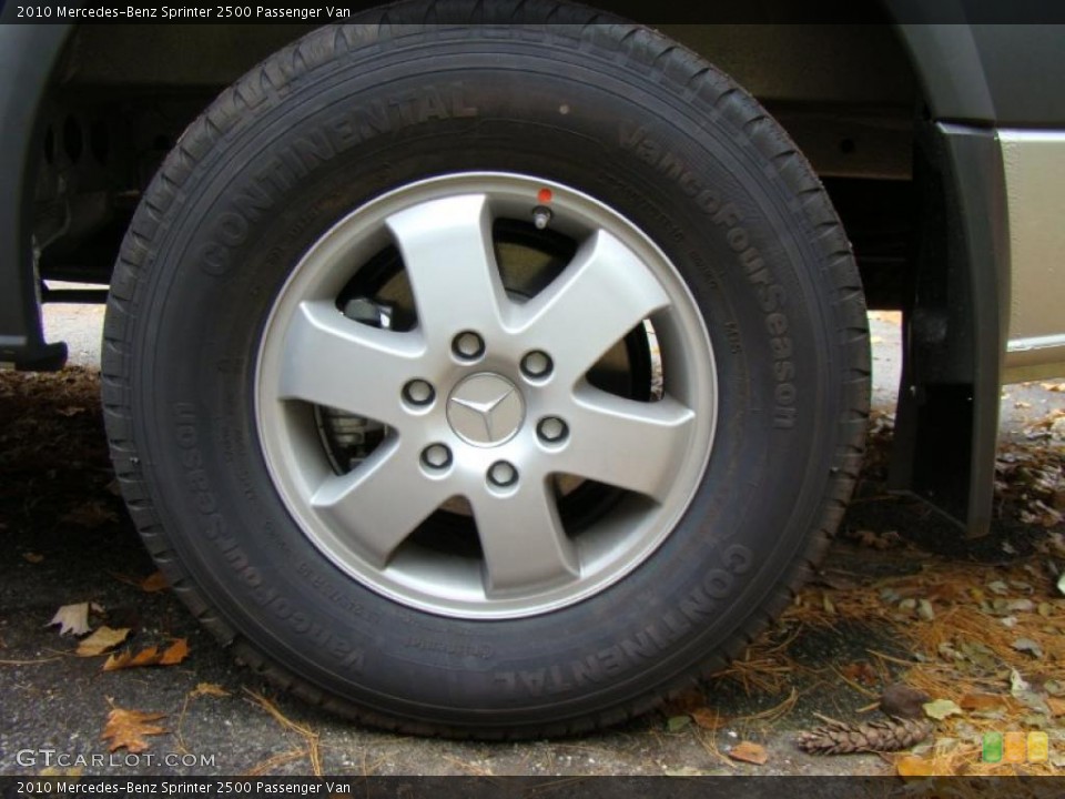 2010 Mercedes-Benz Sprinter 2500 Passenger Van Wheel and Tire Photo #40451033