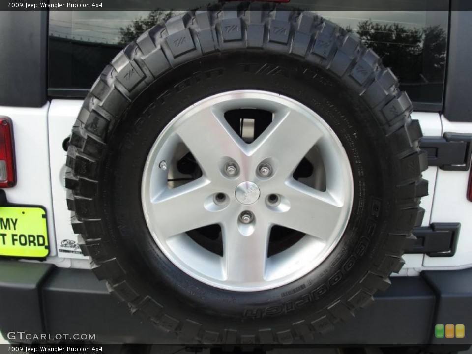 2009 Jeep Wrangler Rubicon 4x4 Wheel and Tire Photo #40461818