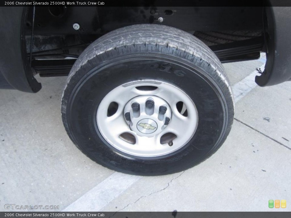 2006 Chevrolet Silverado 2500HD Work Truck Crew Cab Wheel and Tire Photo #40495350