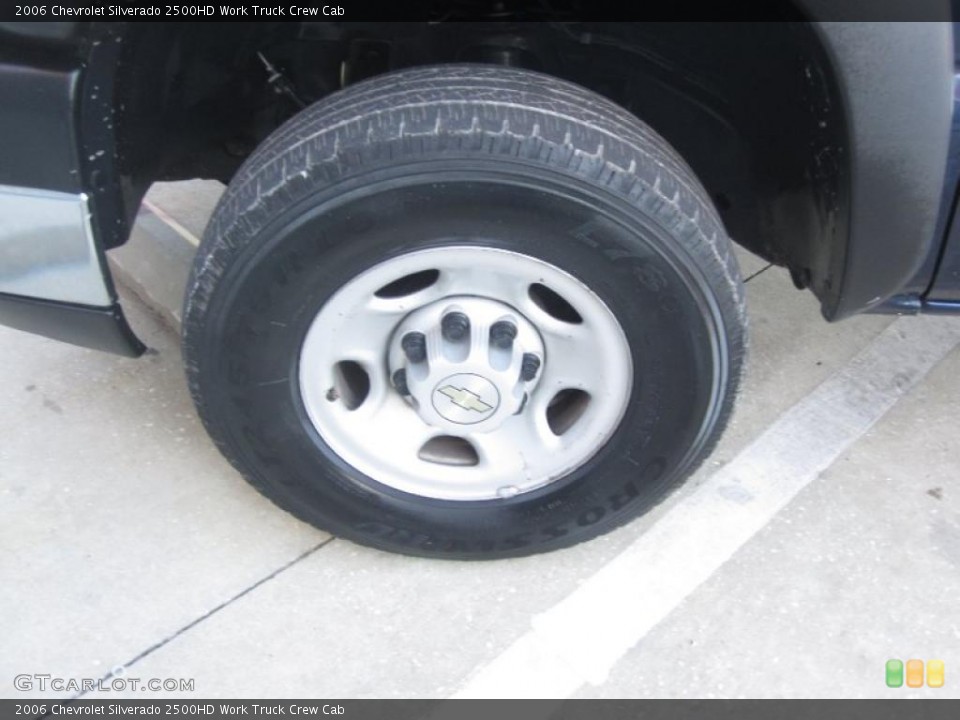 2006 Chevrolet Silverado 2500HD Work Truck Crew Cab Wheel and Tire Photo #40495366