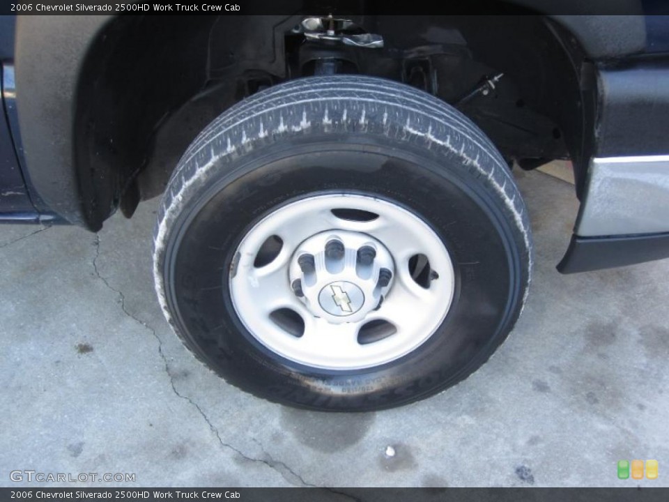 2006 Chevrolet Silverado 2500HD Work Truck Crew Cab Wheel and Tire Photo #40495382