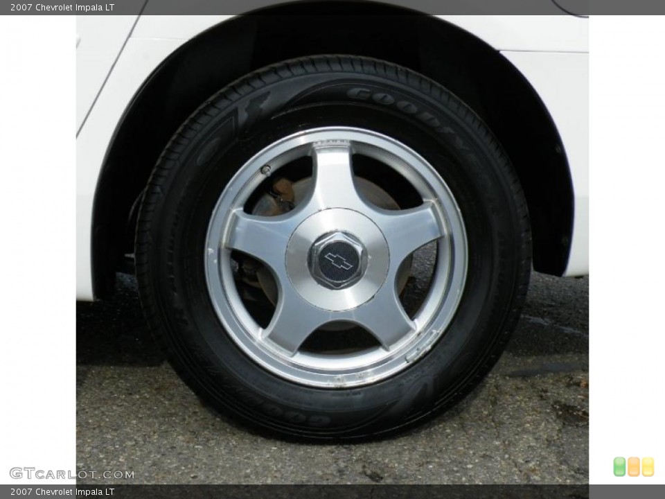 2007 Chevrolet Impala LT Wheel and Tire Photo #40497874