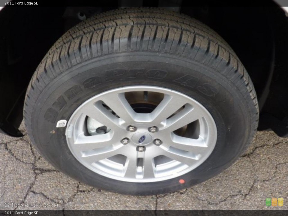 2011 Ford Edge SE Wheel and Tire Photo #40518694