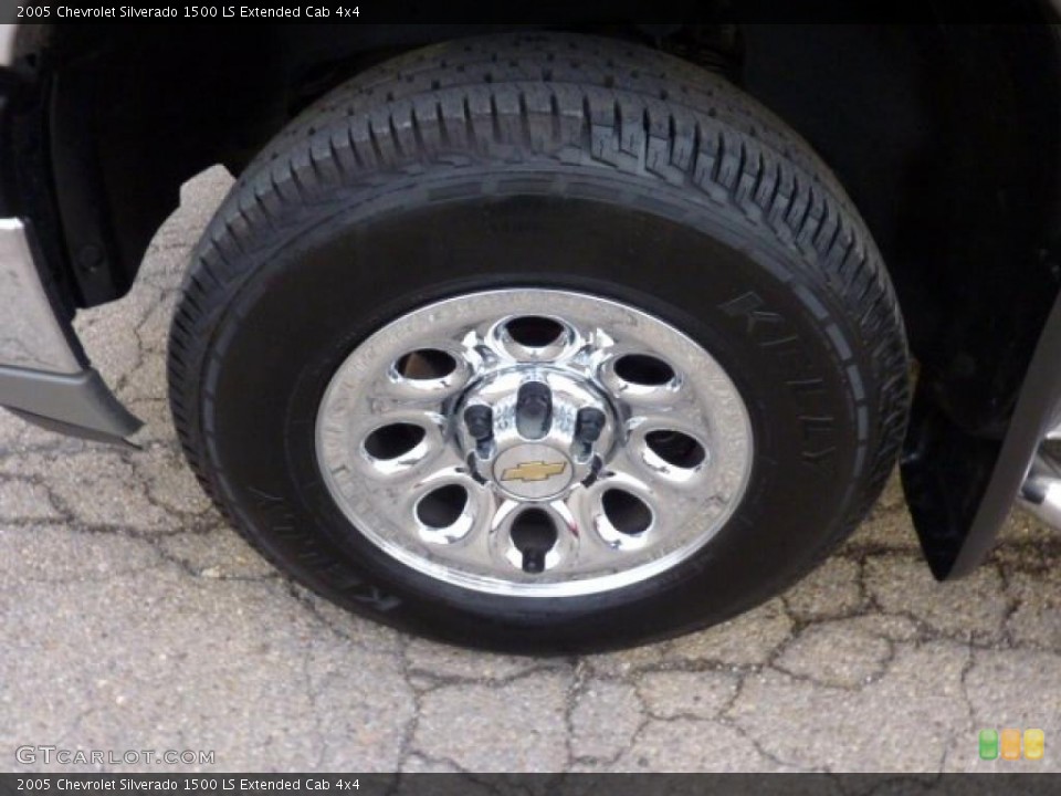 2005 Chevrolet Silverado 1500 LS Extended Cab 4x4 Wheel and Tire Photo #40524316