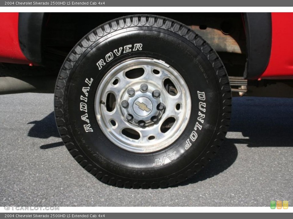 2004 Chevrolet Silverado 2500HD LS Extended Cab 4x4 Wheel and Tire Photo #40527496