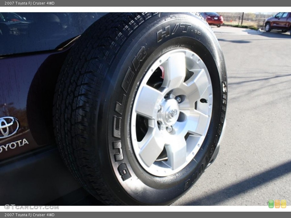 2007 Toyota FJ Cruiser 4WD Wheel and Tire Photo #40580749