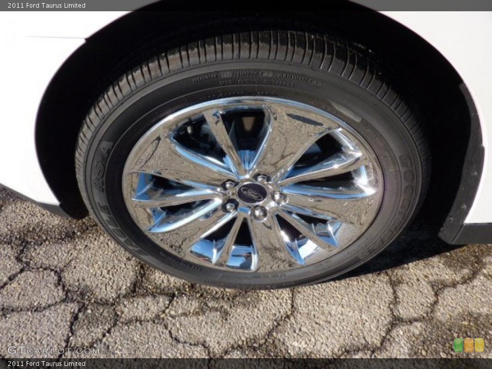 2011 Ford Taurus Limited Wheel and Tire Photo #40597653