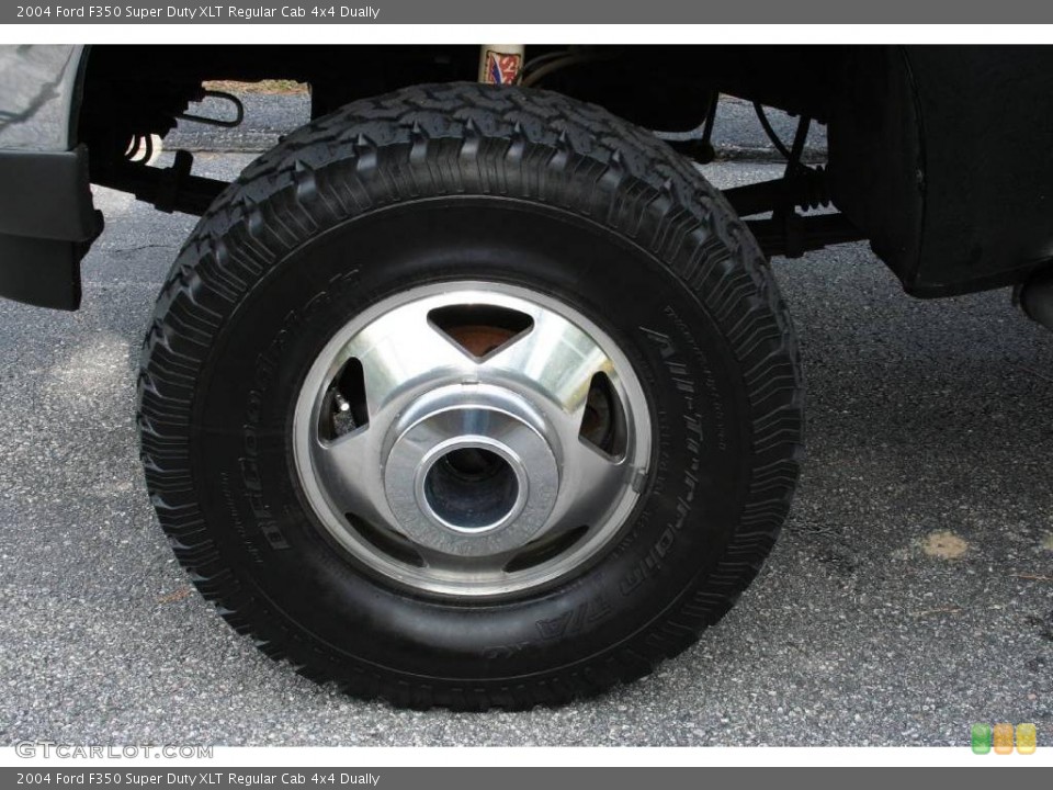 2004 Ford F350 Super Duty Custom Wheel and Tire Photo #40604261