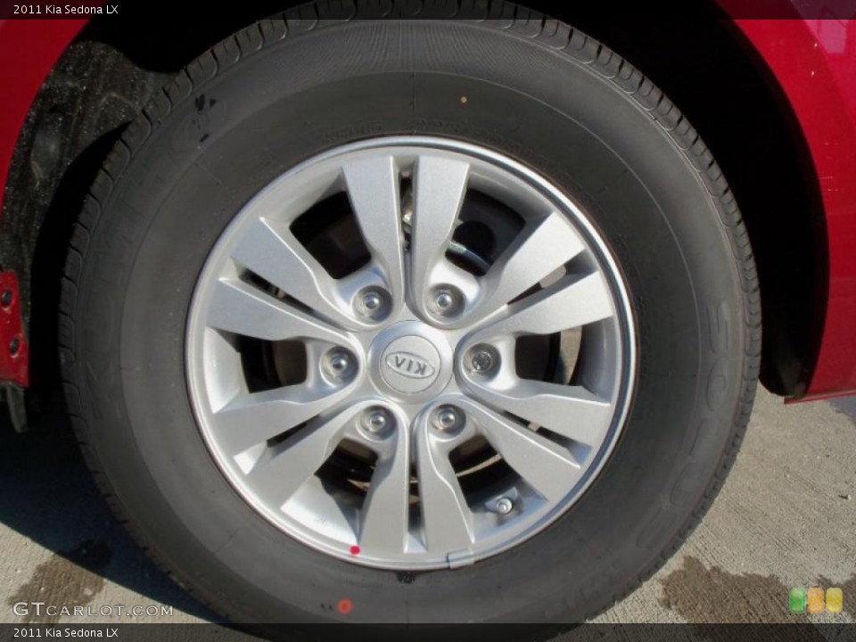 2011 Kia Sedona LX Wheel and Tire Photo #40619150