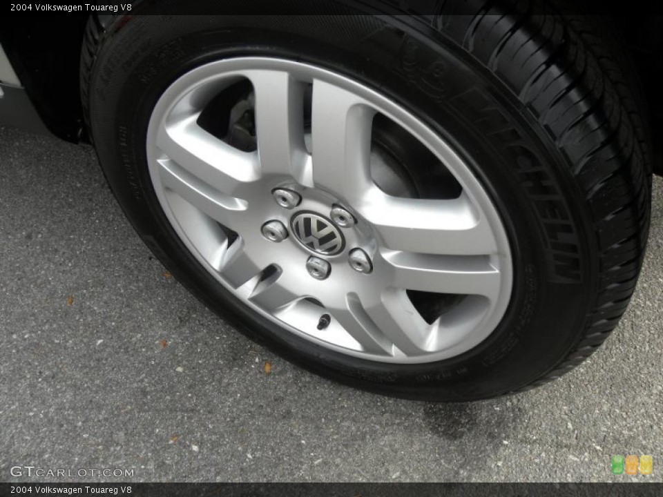2004 Volkswagen Touareg V8 Wheel and Tire Photo #40628114
